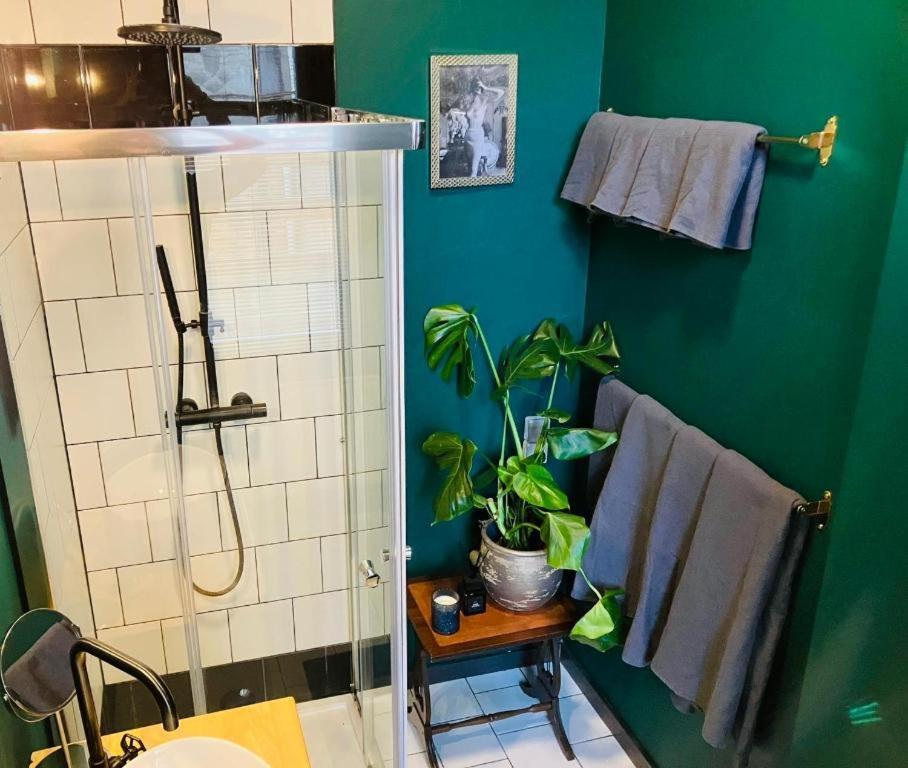 Bnb Hotel Suikernest Antwerp Exterior photo